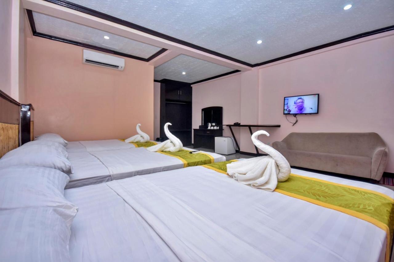 Manoc-Manoc Bamboo Beach Resort & Restaurant מראה חיצוני תמונה