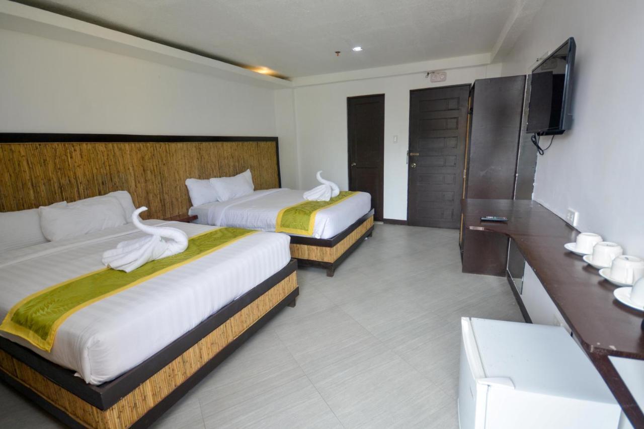 Manoc-Manoc Bamboo Beach Resort & Restaurant מראה חיצוני תמונה