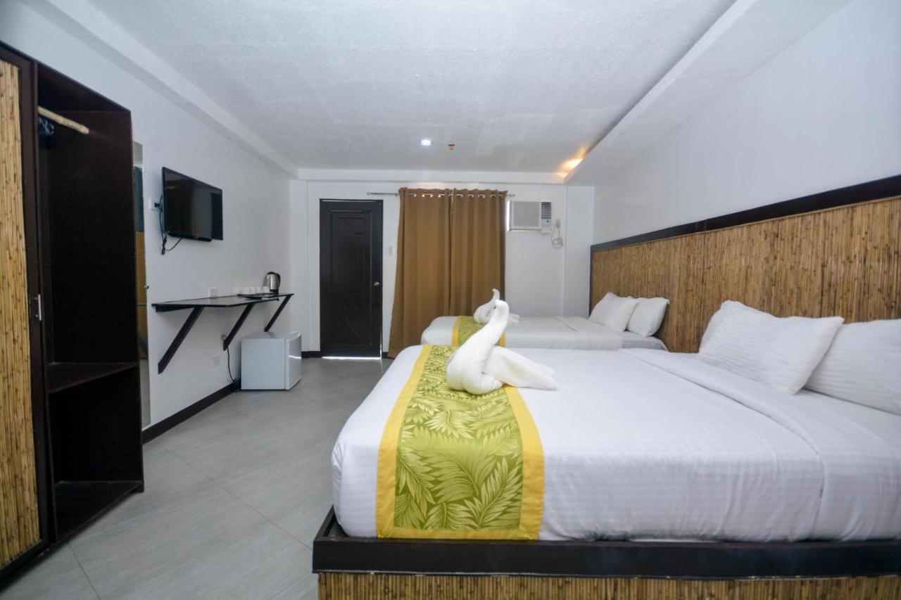 Manoc-Manoc Bamboo Beach Resort & Restaurant מראה חיצוני תמונה